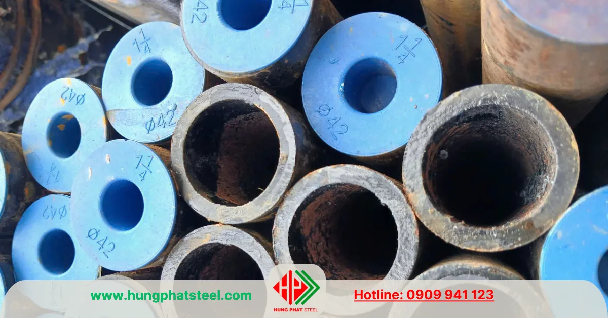 Ống thép đúc phi 42 (DN32)