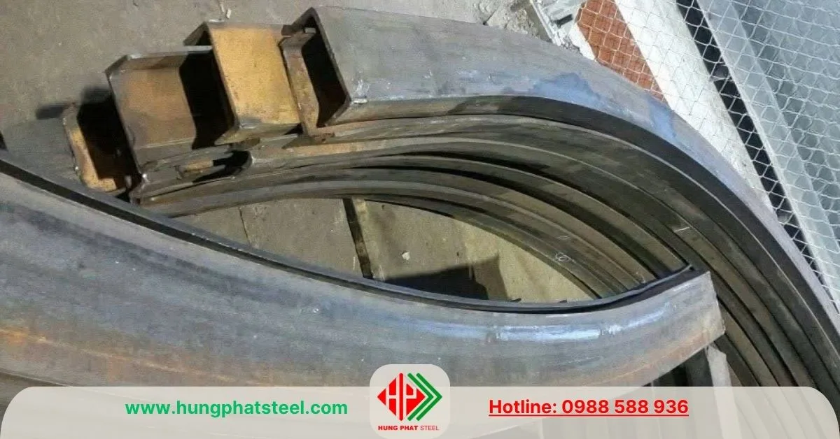 Uốn cong thép hình U200 theo yêu cầu