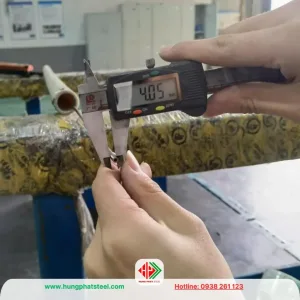 Ống inox phi 4
