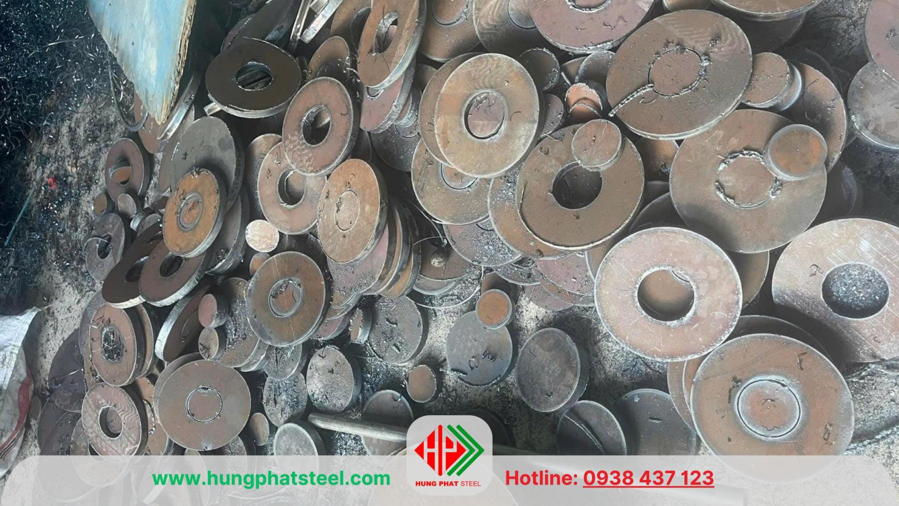 Gia công mặt bích theo yêu cầu