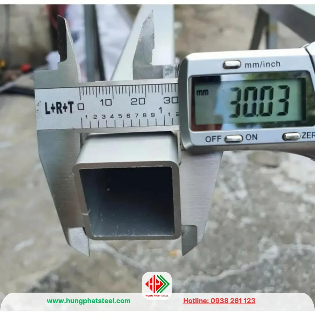 Thép hộp mạ kẽm 30x30