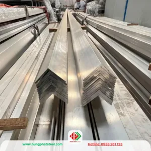 V70x70 INOX
