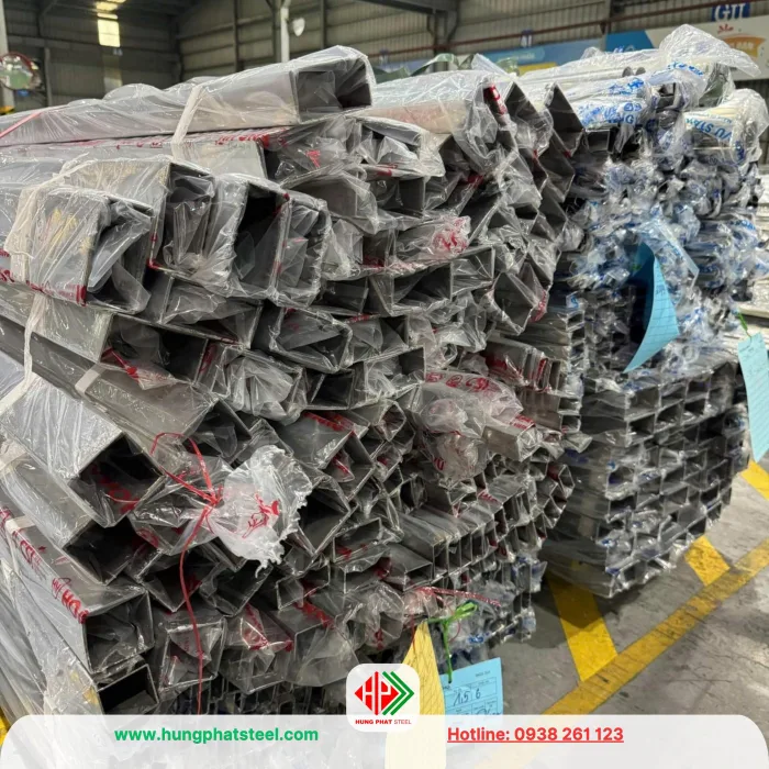 Hộp 100x50 inox