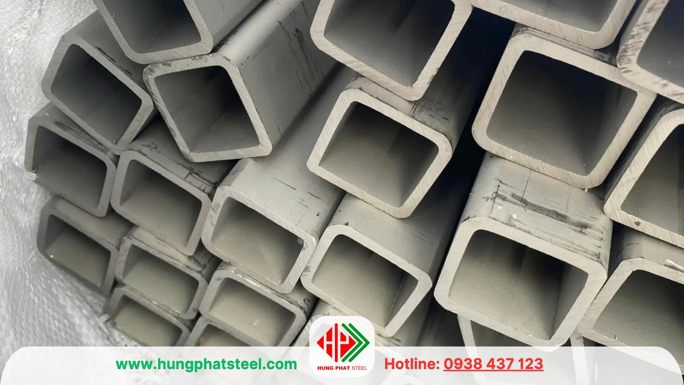 Hộp inox 70x70