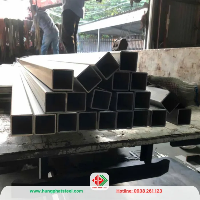 INOX hộp 100x100