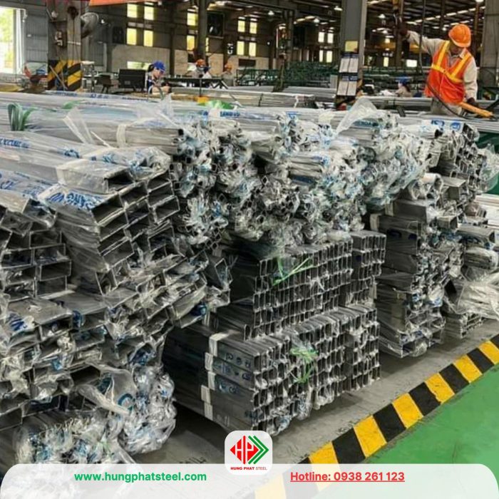 INOX hộp vuông 15x15