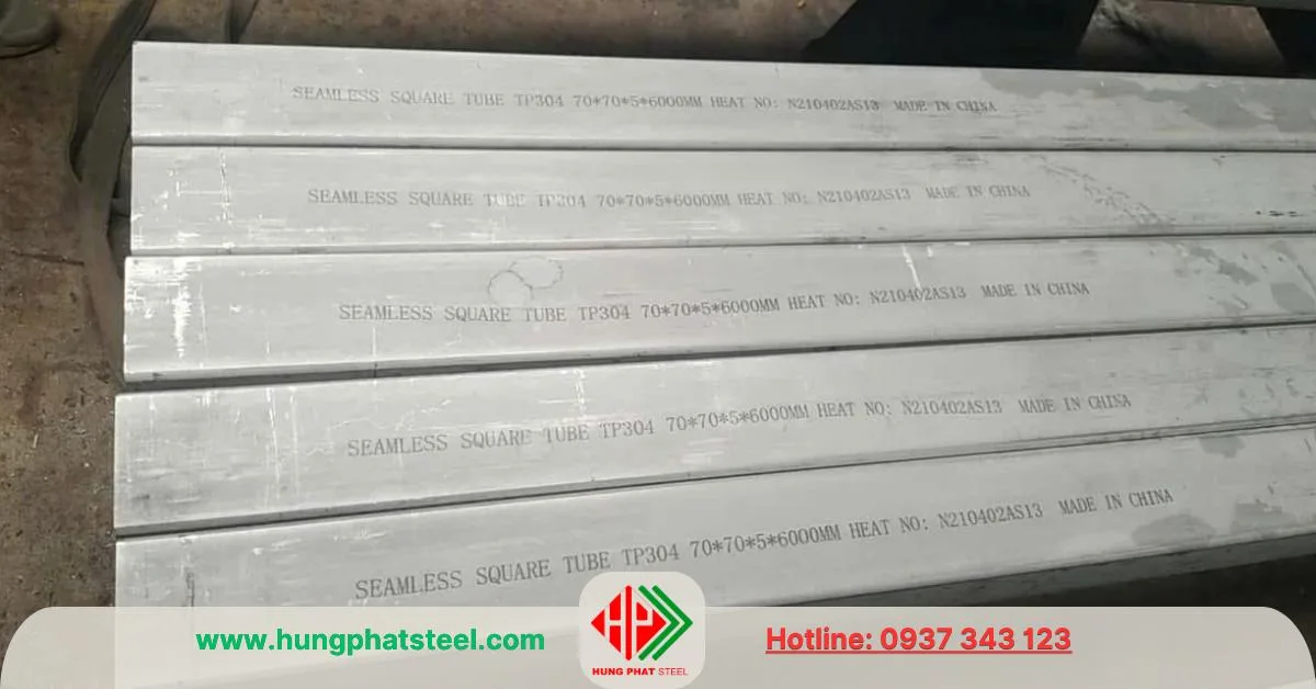 Hộp inox 70x70 đúc nhập khẩu