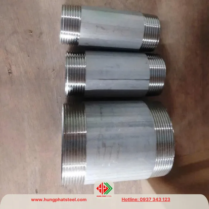 Ống inox 2 đầu ren 1 tấc 2 tấc