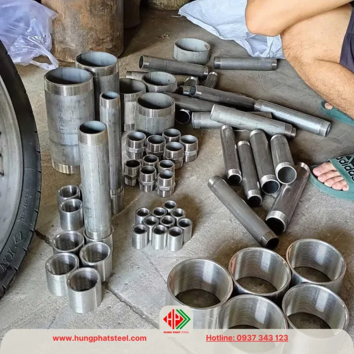 Ống inox 2 đầu ren 1 tấc 2 tấc