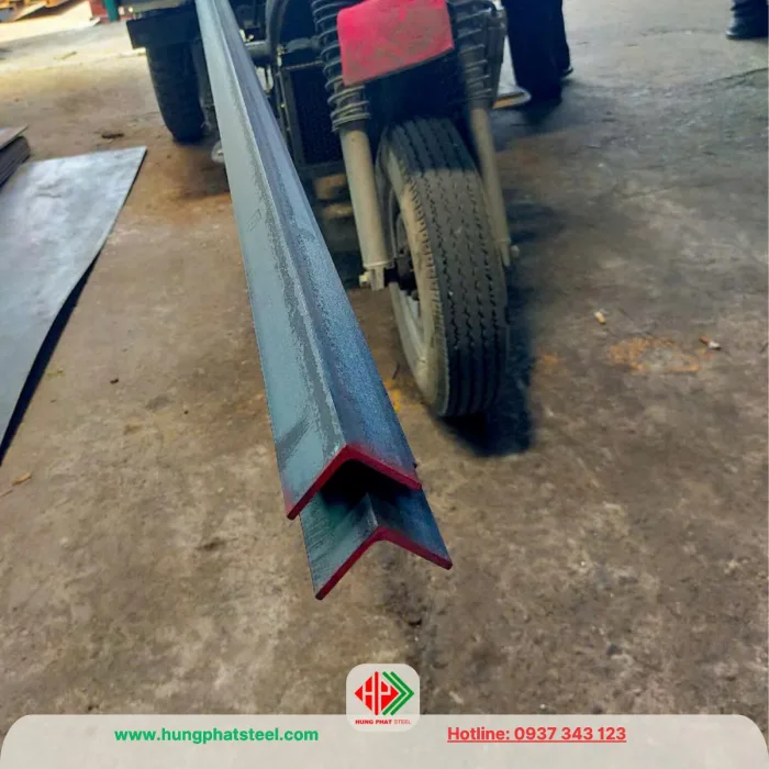 Thép hình V40x40 (sắt V4)