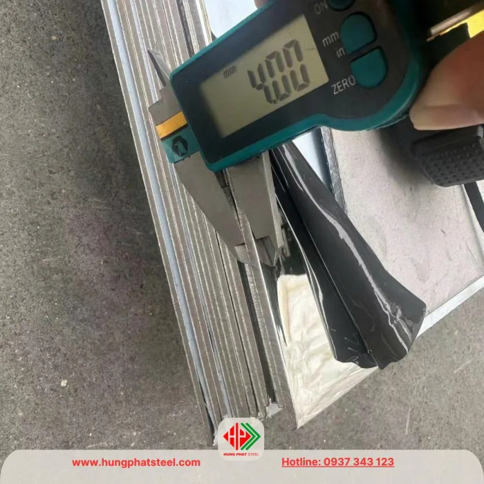Thép tấm 4ly (sắt tấm 4mm)