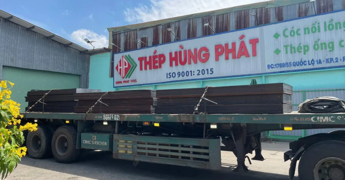 Vận chuyển thép tấm