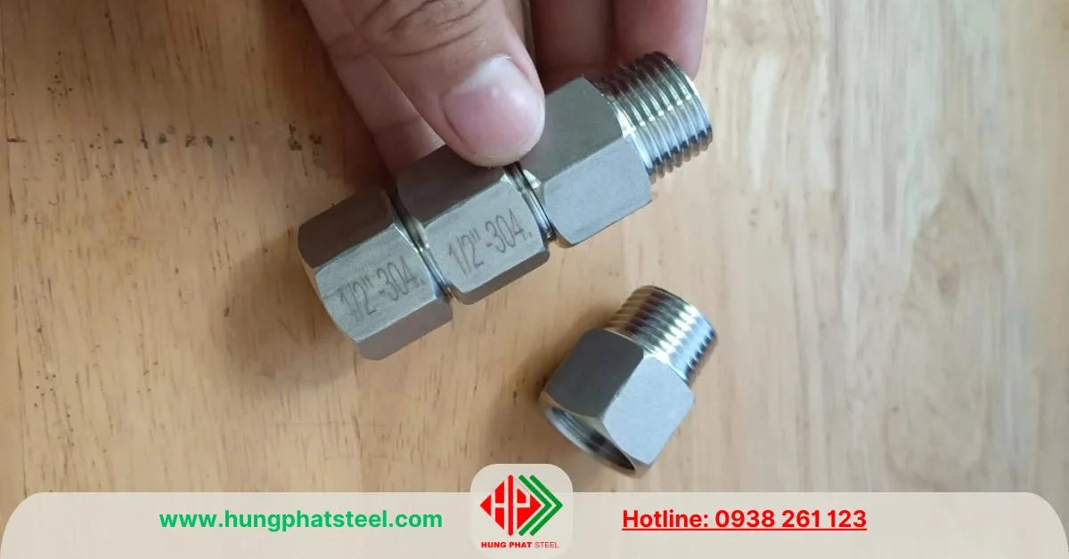 Lơ thẳng inox (nối thẳng ren trong ngoài)