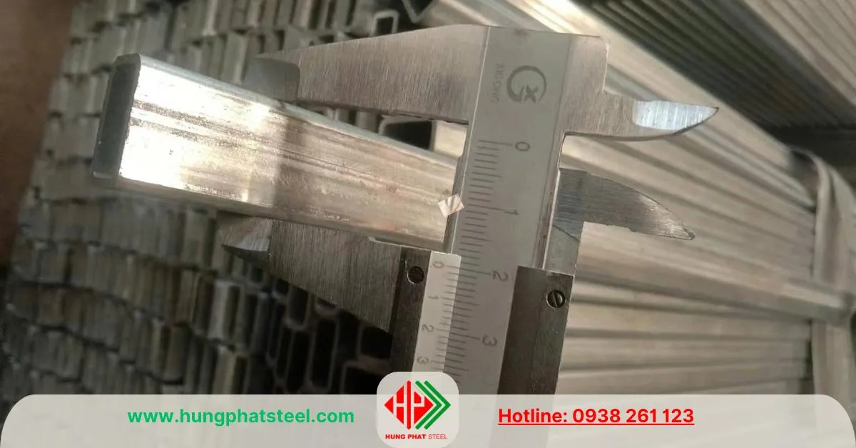 Thép hộp mạ kẽm 10x20