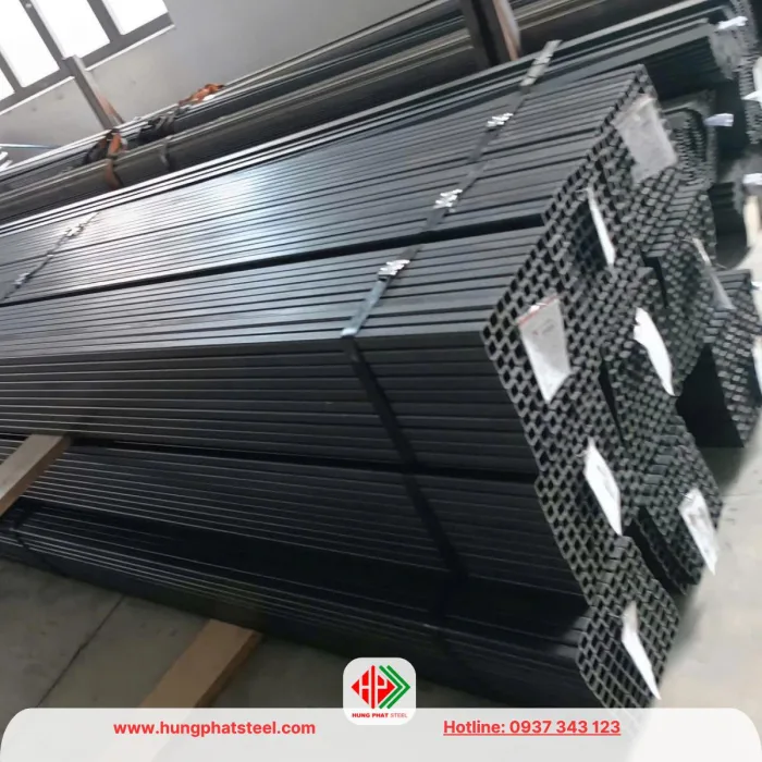 Thép hộp vuông đen Hòa Phát