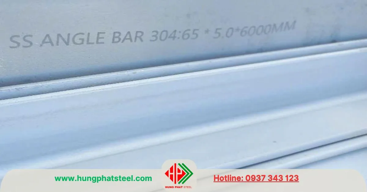 V INOX 304 quy cách 65x65x5ly