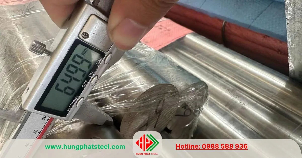 INOX tròn đặc phi 65