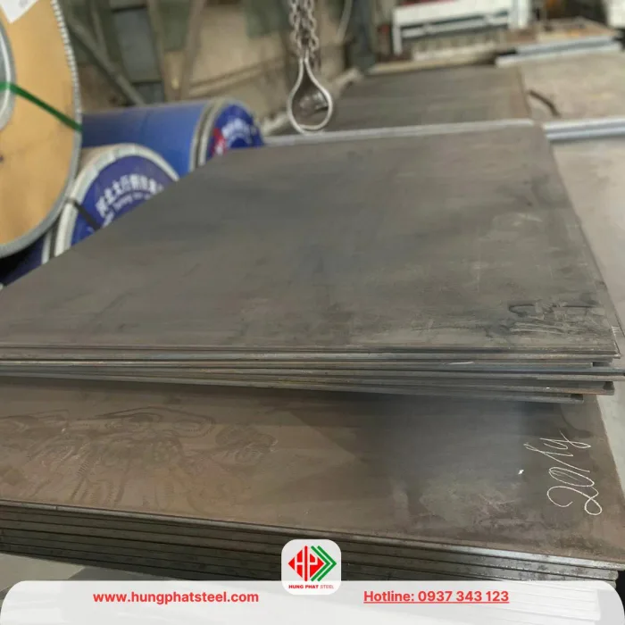Sắt tấm dày 20ly sẵn kho Thép Hùng Phát