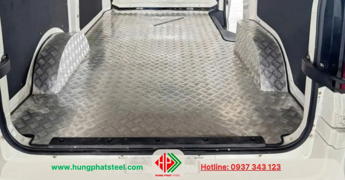 Tấm inox gân lót sàn xe, thùng xe