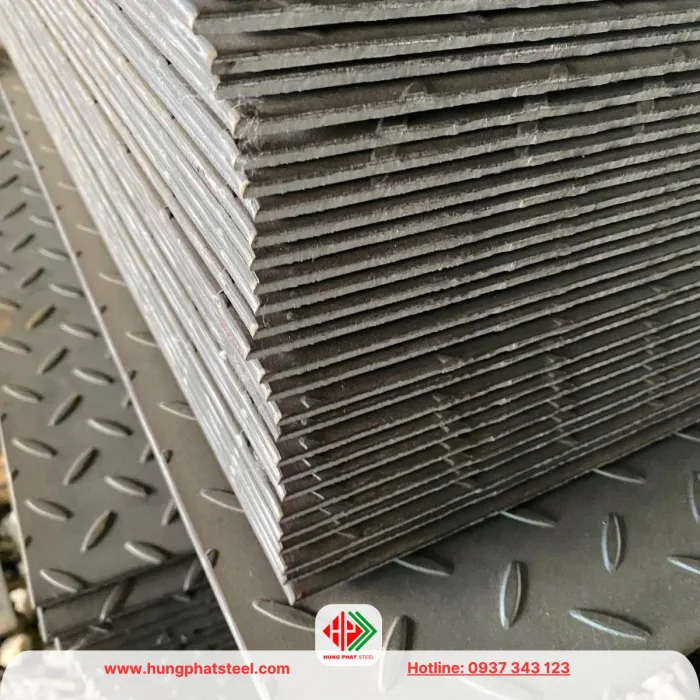 Thép tấm A36 Gân