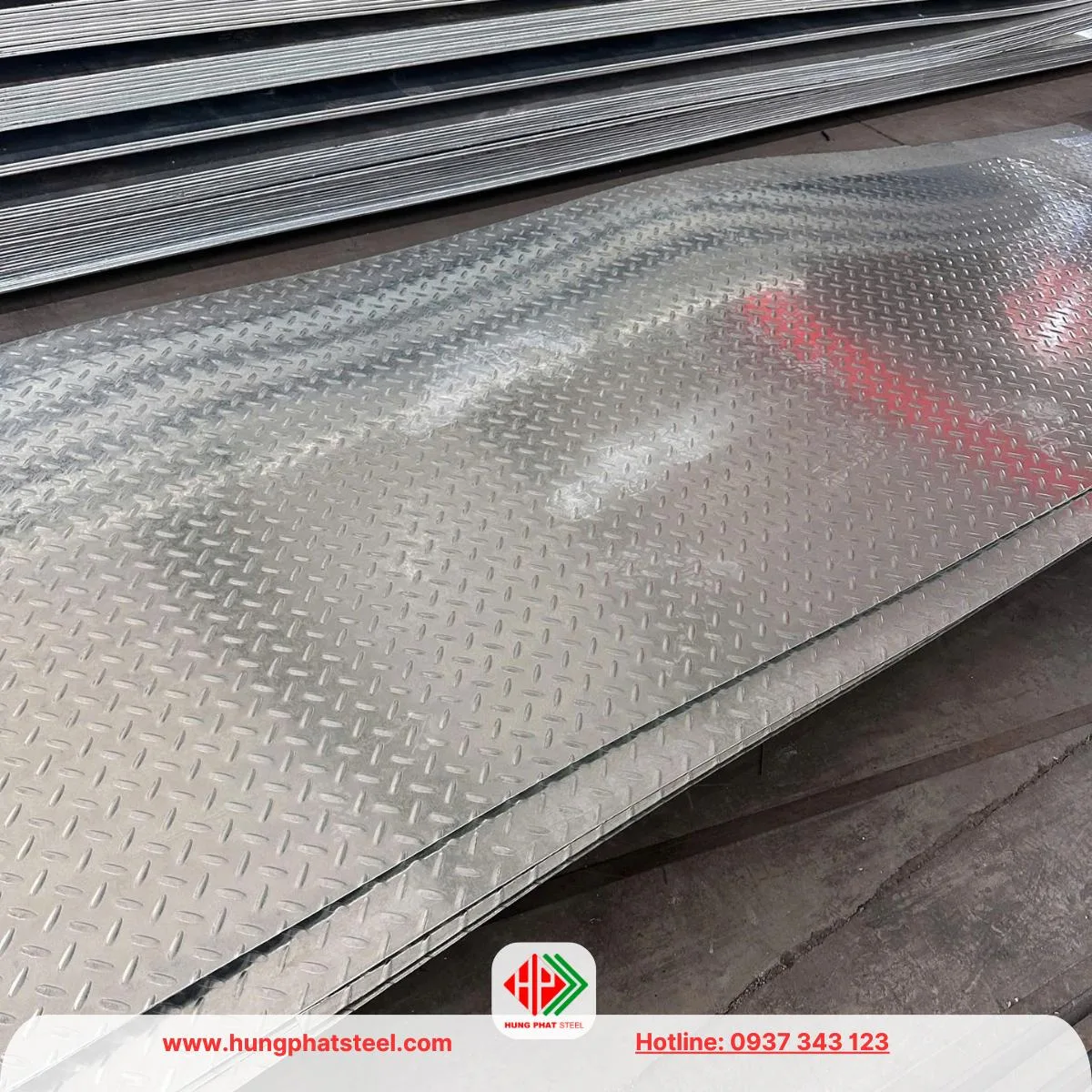 Thép tấm gân mạ kẽm