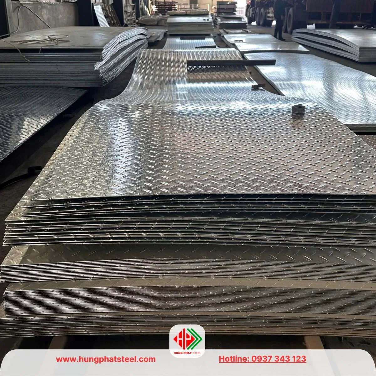 Thép tấm gân mạ kẽm