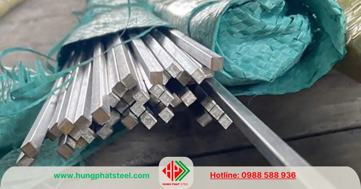 vuông đặc inox 10x10