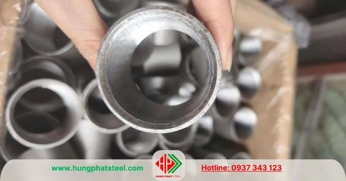 Măng sông thép hàn có ren trong