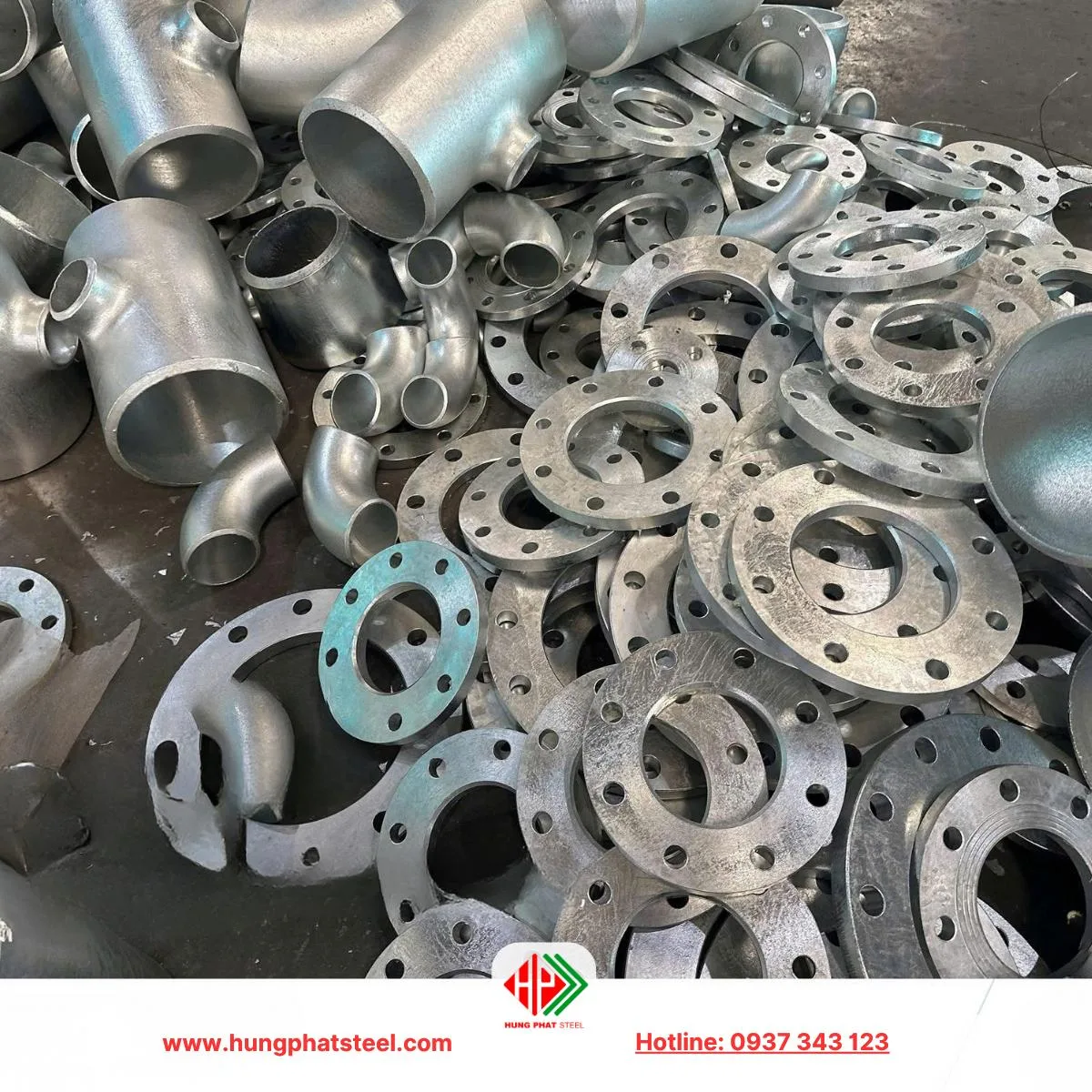 Mặt bích thép mạ kẽm nhúng nóng