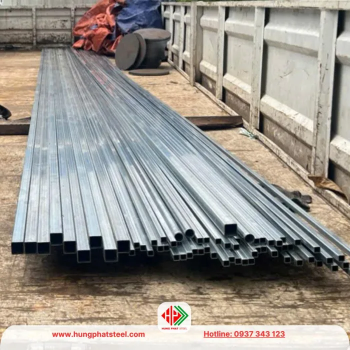 Thép hộp vuông mạ kẽm 12x12