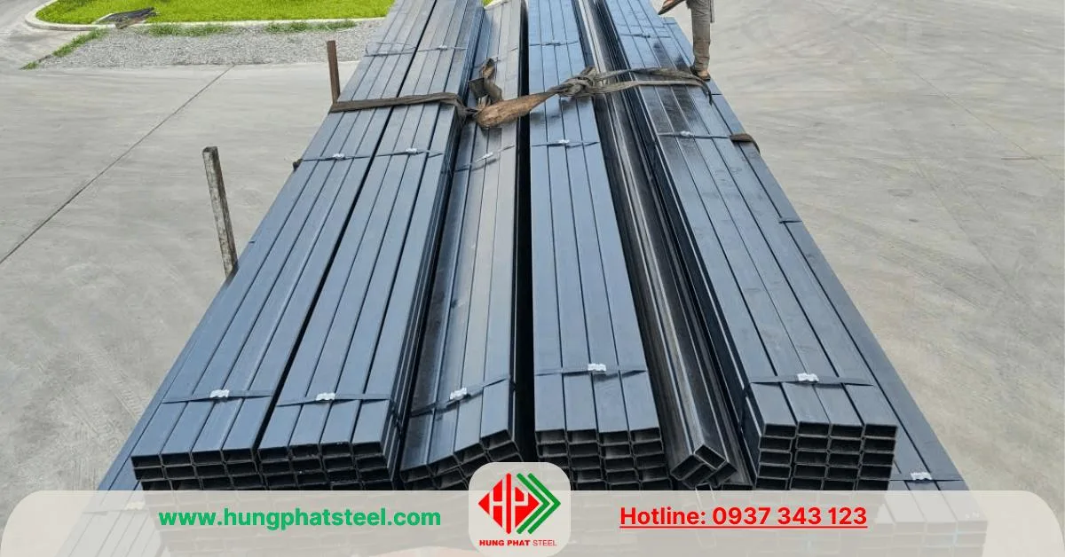 Thép hộp chữ nhật đen Hòa Phát
