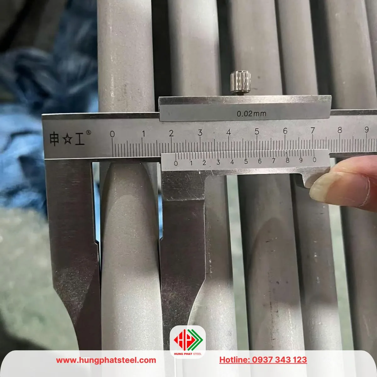 Ống đúc inox DN15 (phi 21.3)