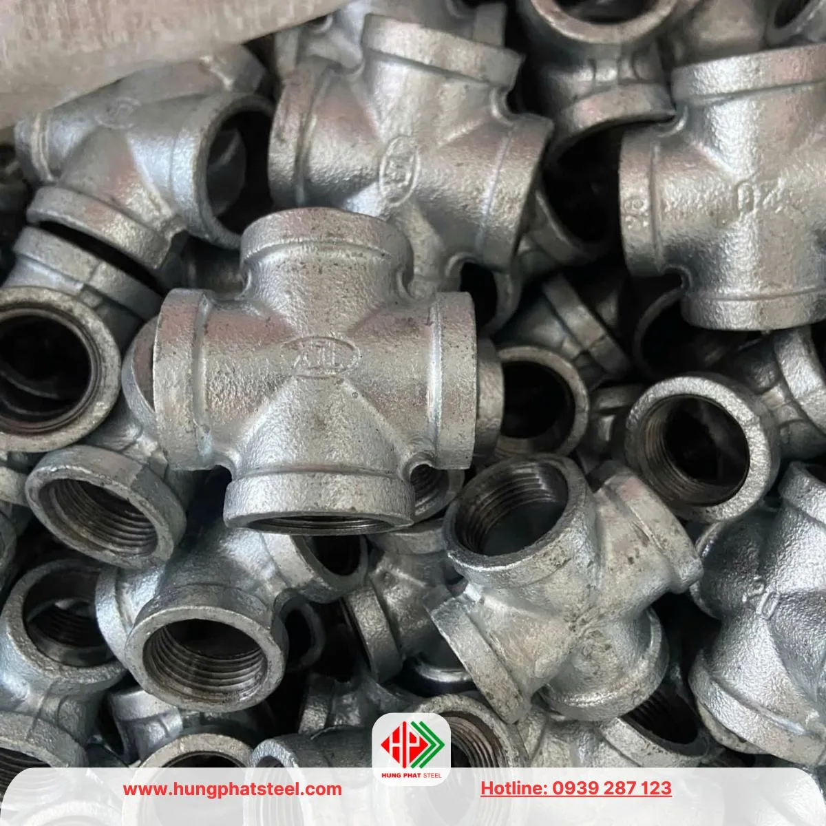 Chữ thập ren mạ kẽm (cross)