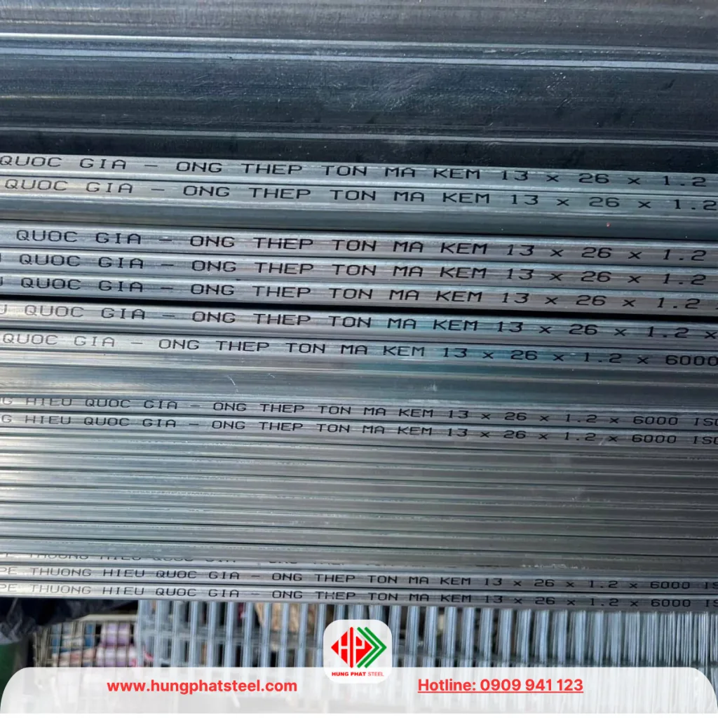 Thép hộp 13x26 (hộp kẽm chữ nhật Hòa Phát)