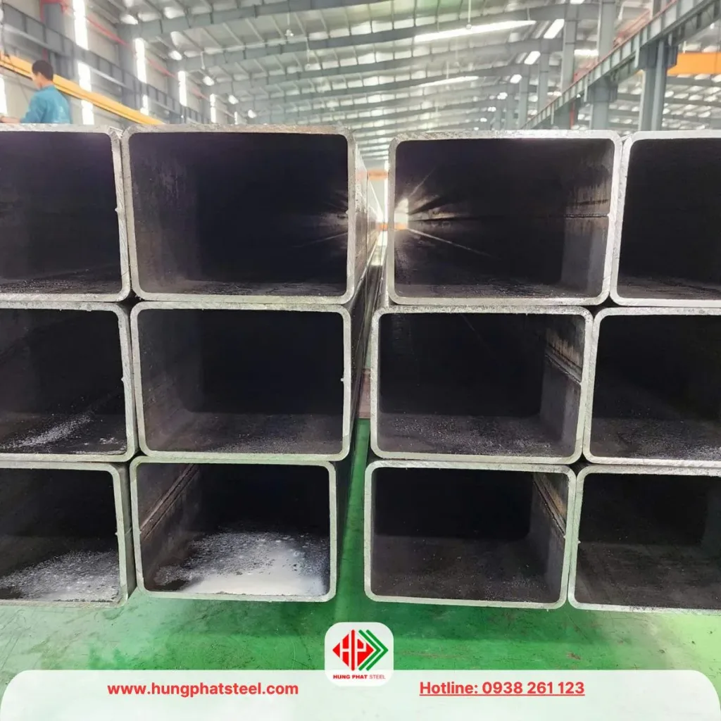 Thép hộp Hòa Phát 200x300