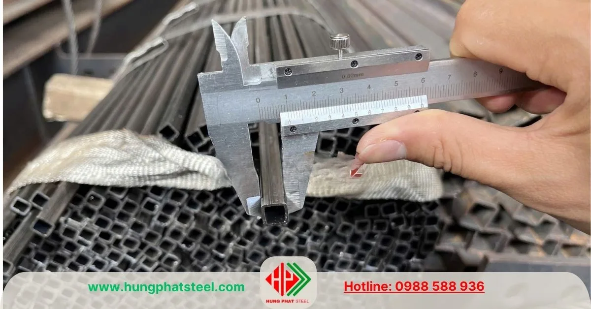 Thép Hộp 10x10 - Sắt Hộp Vuông