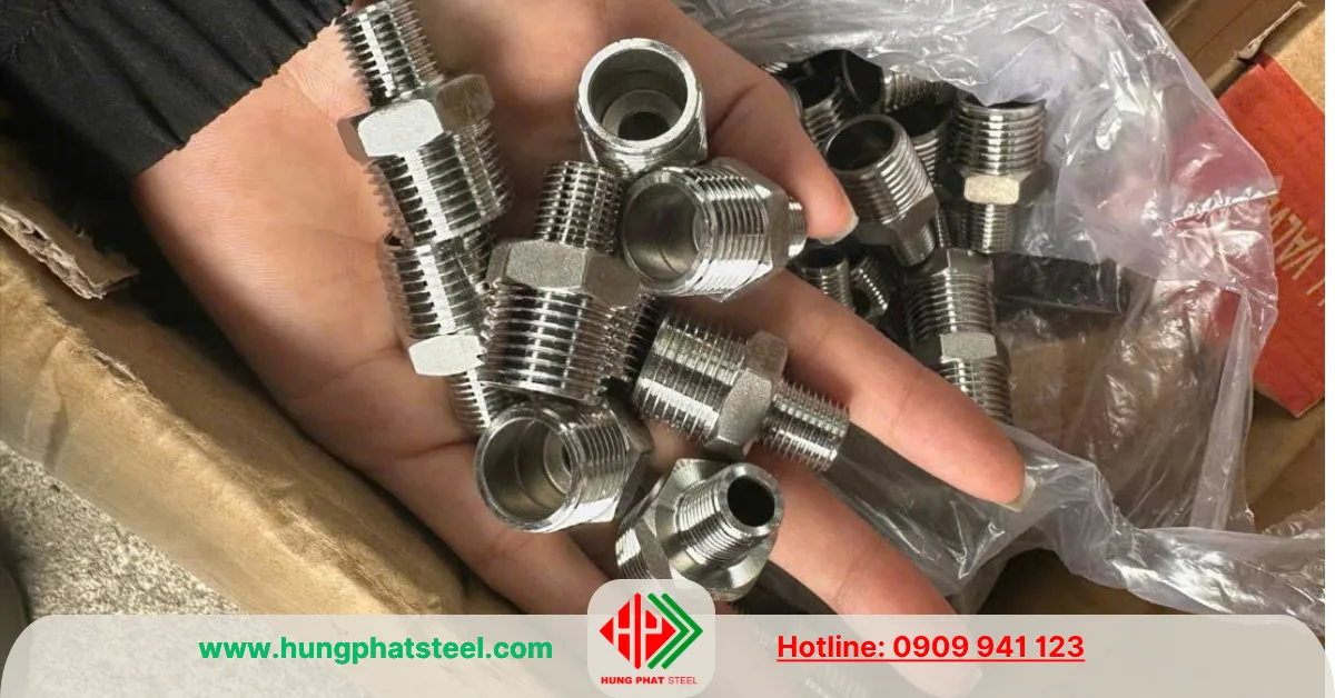 Kép giảm ren inox (kép thu)