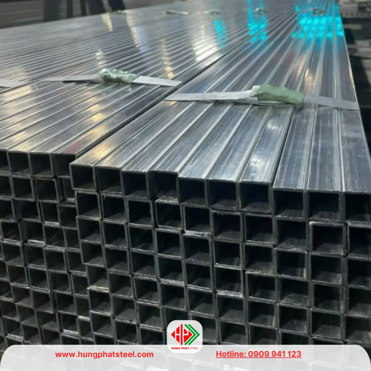 Thép hộp Hòa Phát 20x20