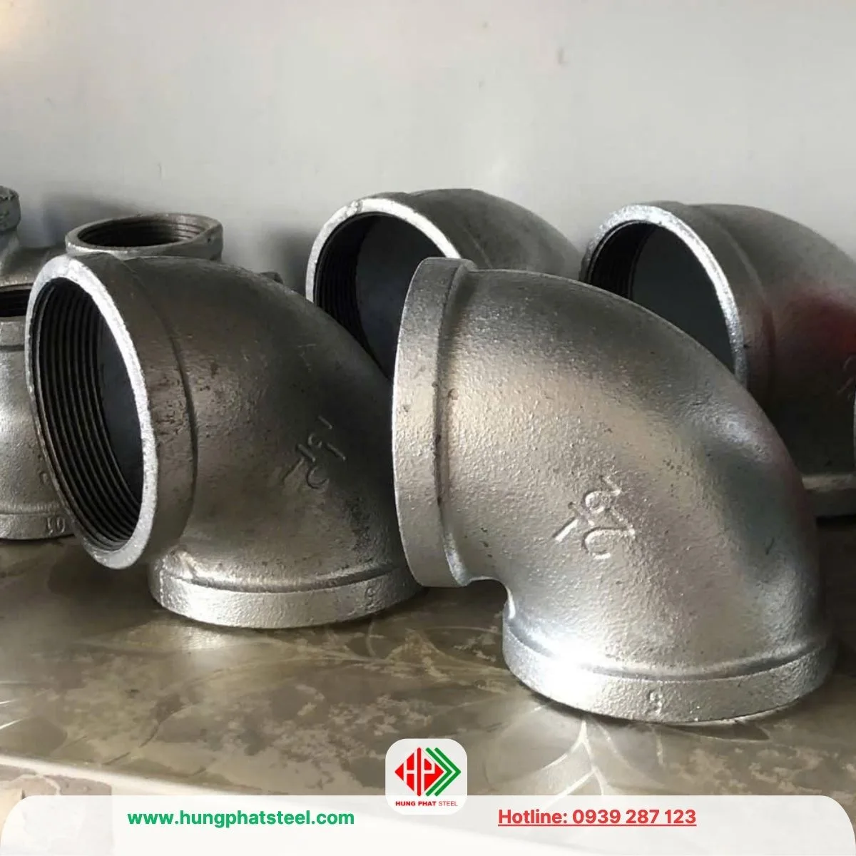 Co Ren Mạ Kẽm DN65