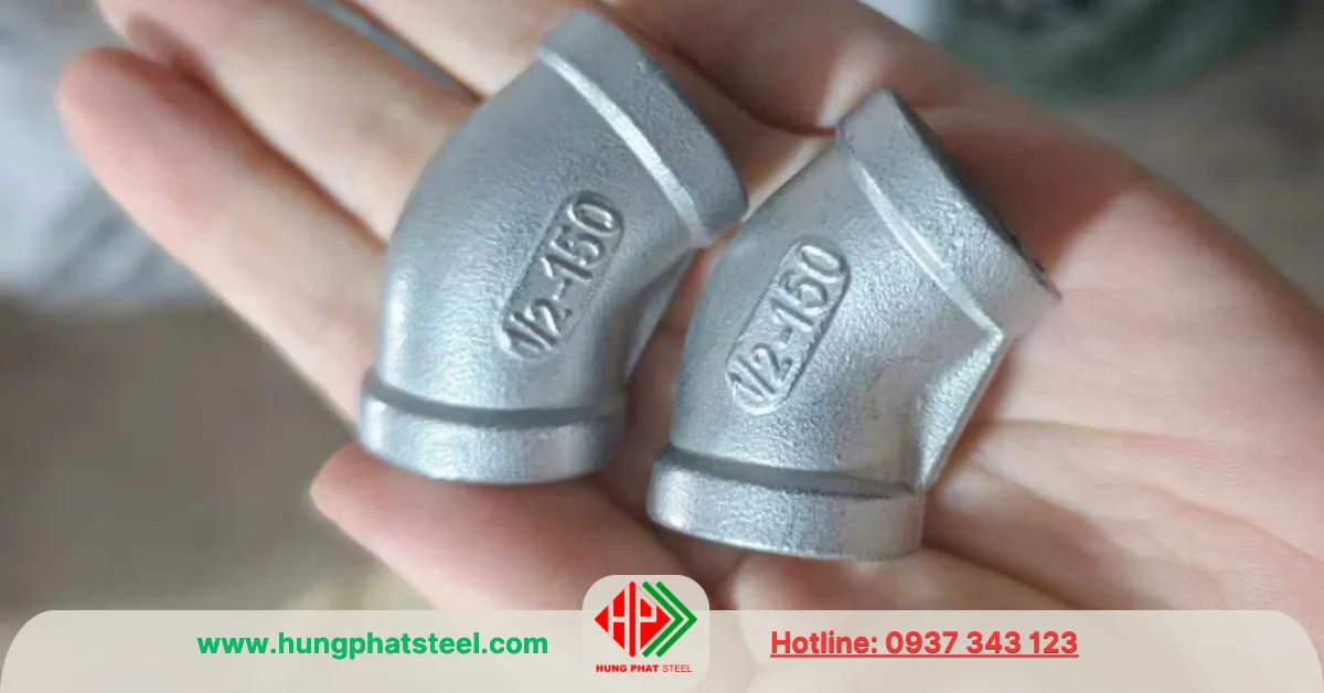Co lơi ren inox DN15 (chếch 45 độ)