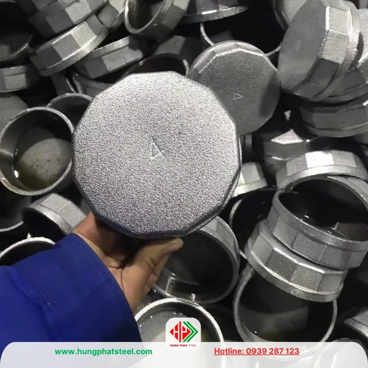 Nắp Bịt Ren Mạ Kẽm DN100 (D114)