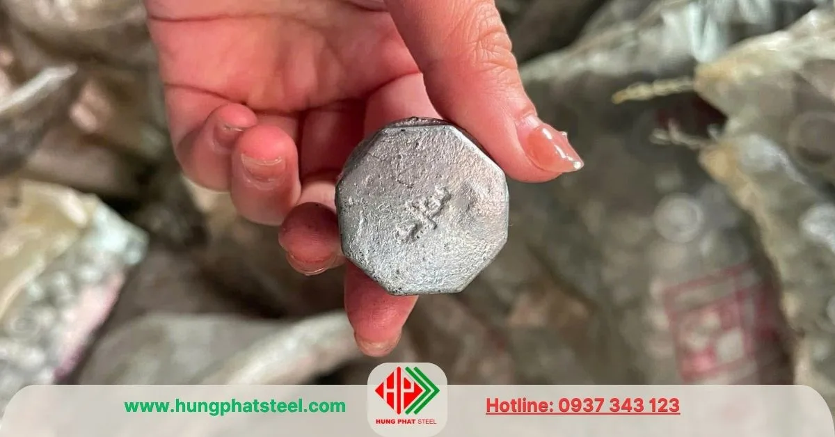 Nắp bịt ren mạ kẽm DN20 (D27)