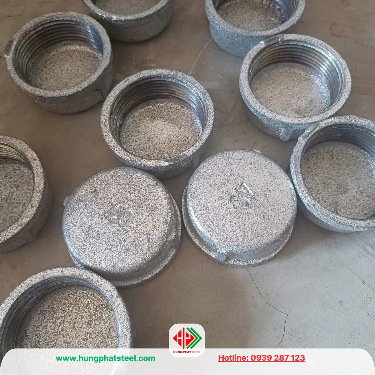 Nắp bịt ren mạ kẽm DN40 (D49)