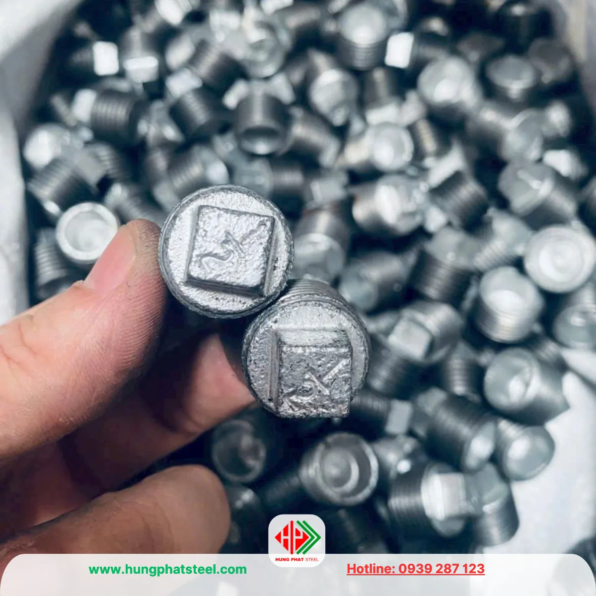 Nút bịt ren DN15 (D21)
