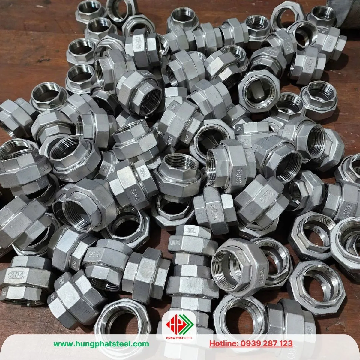 Rắc Co INOX DN32 (D42)