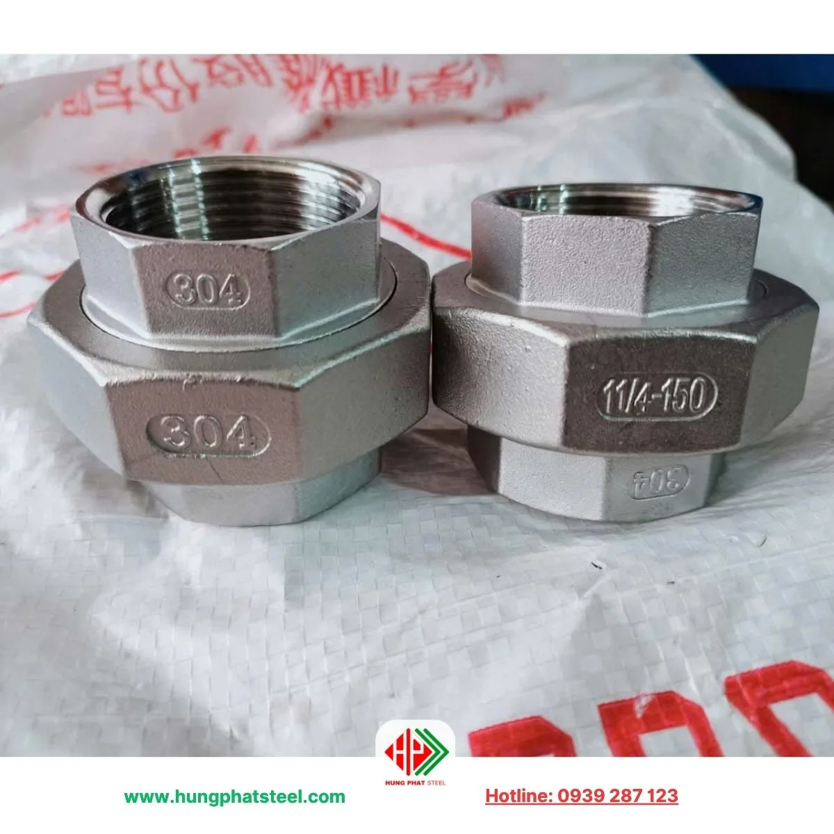 Rắc Co INOX DN32 (D42)