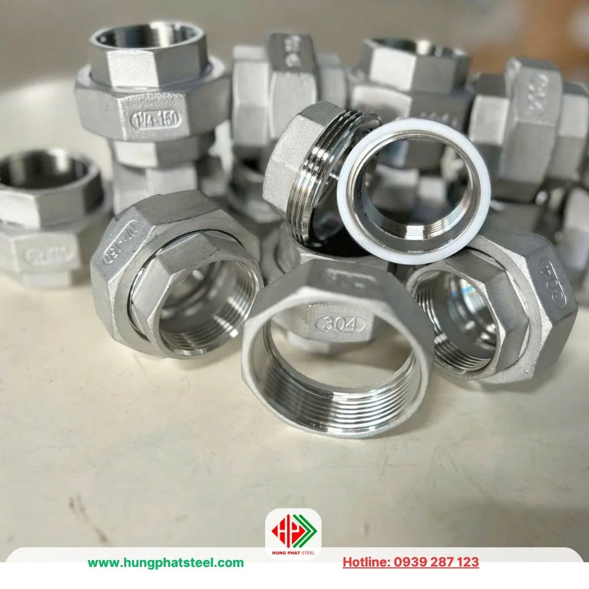 Rắc Co INOX DN32 (D42)