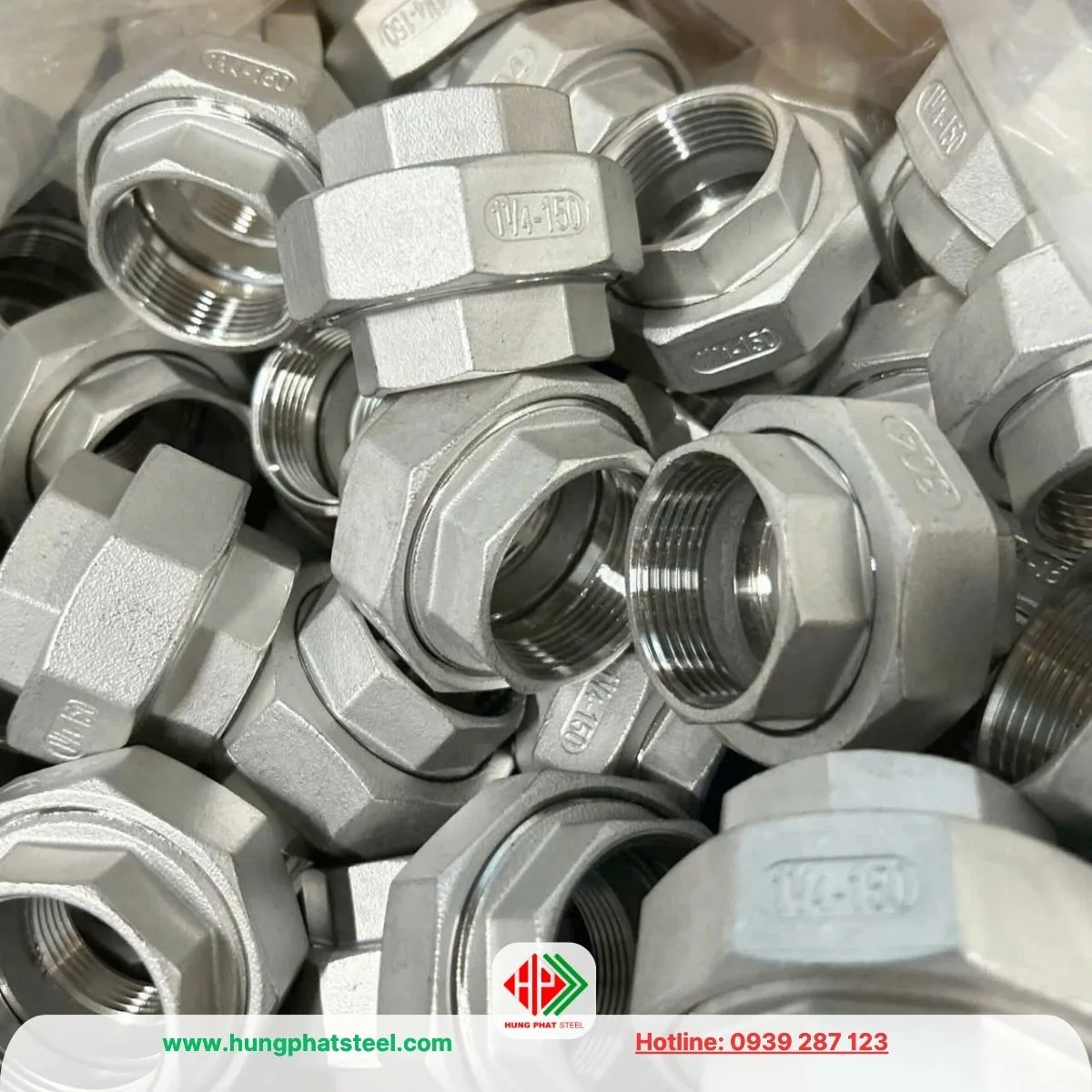 Rắc Co INOX DN32 (D42)