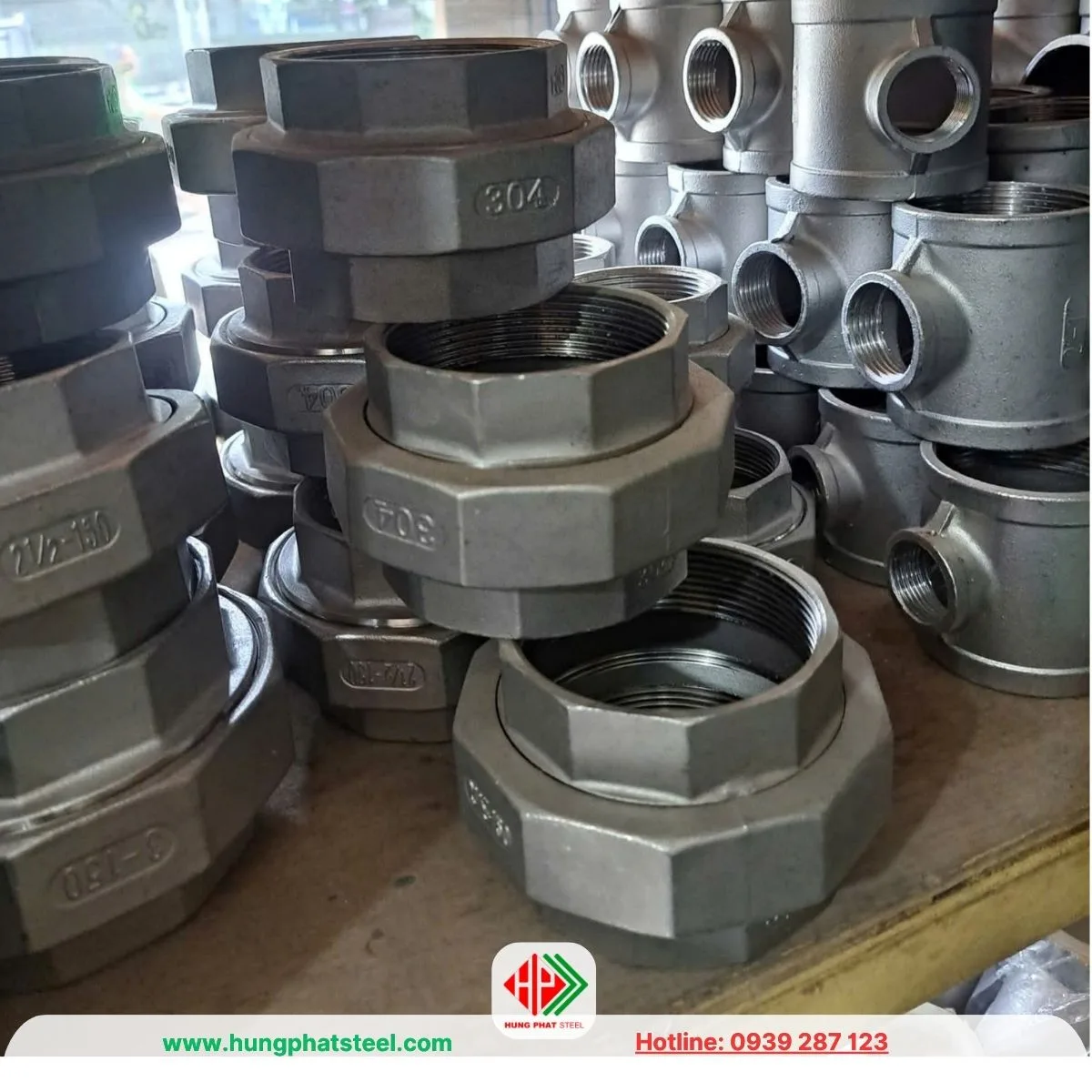 Rắc Co INOX DN65