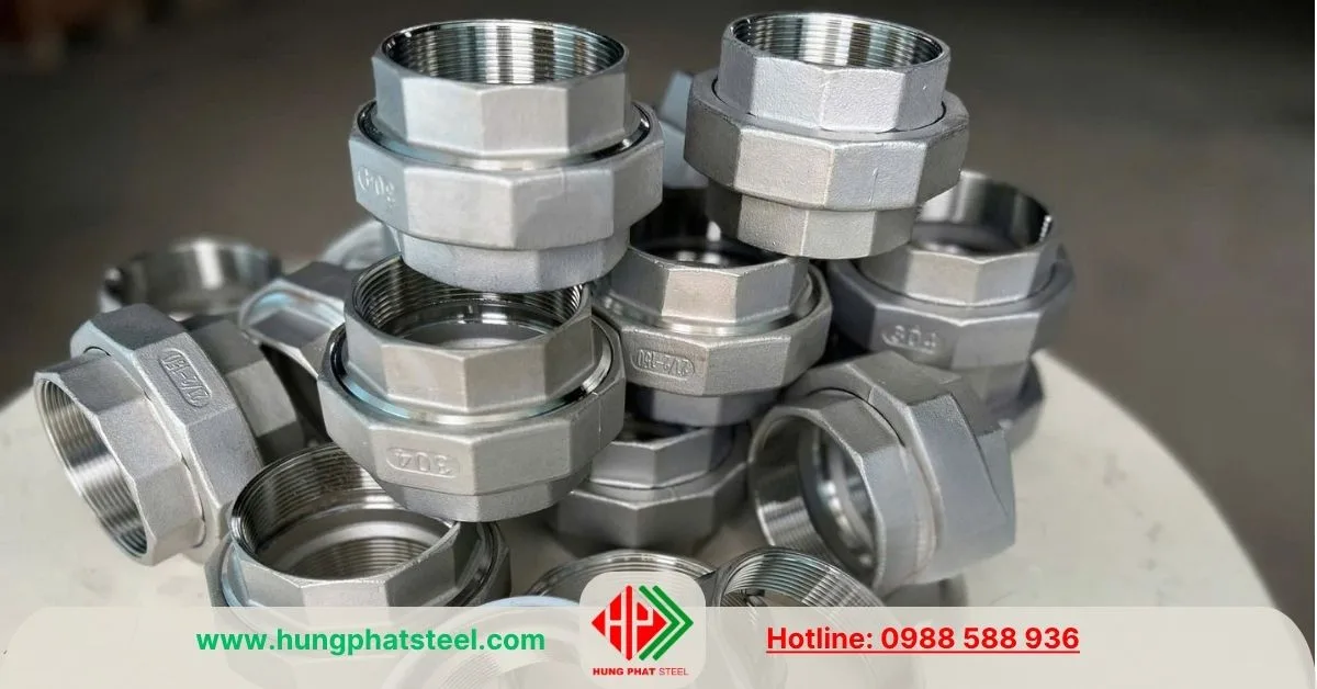 Rắc Co INOX DN65
